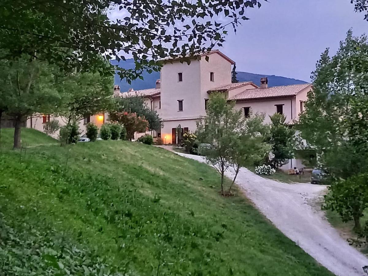 Agriturismo Il Covo Del Solengo Valtopina Exterior photo