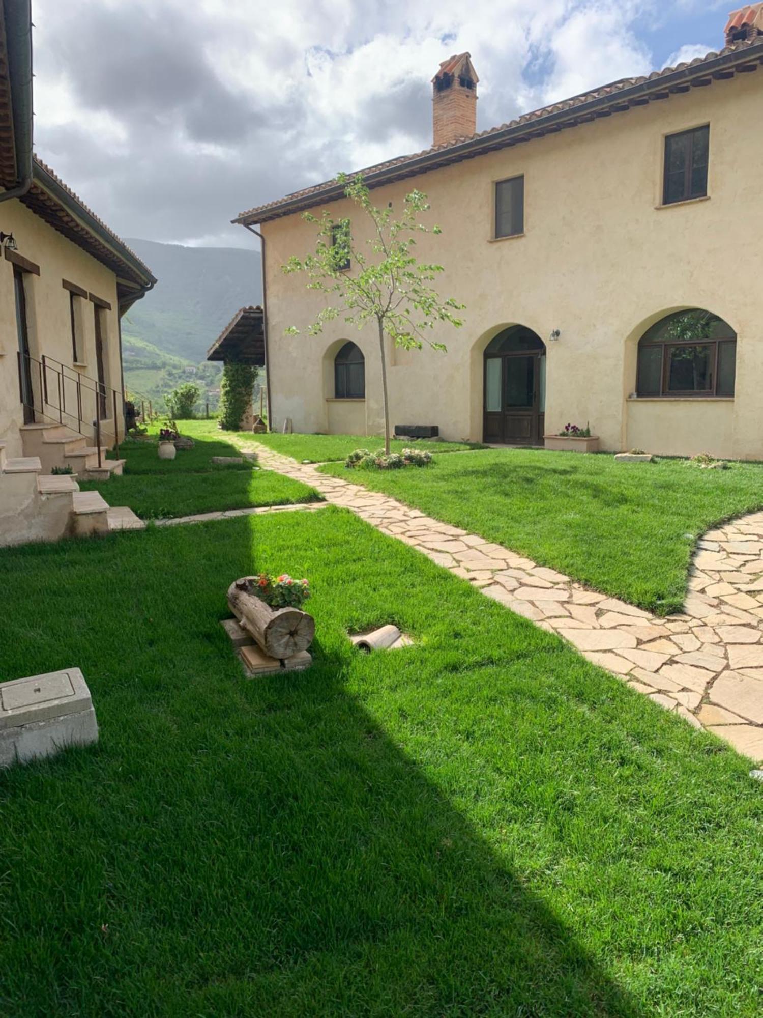 Agriturismo Il Covo Del Solengo Valtopina Exterior photo